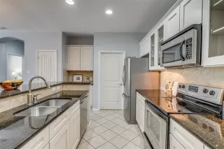 Photo #6: 21234365 Listing 