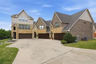 Photo #3: 21234775 Listing