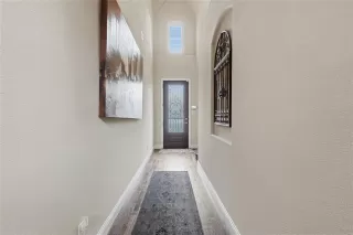 Photo #6: 21234775 Listing