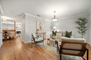 Photo #2: 21237544 Listing