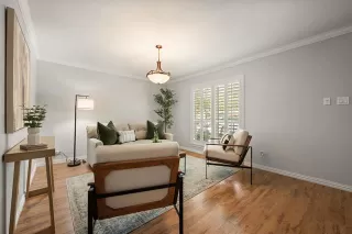 Photo #5: 21237544 Listing