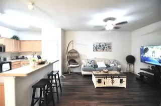 Photo #5: 21239145 Listing 