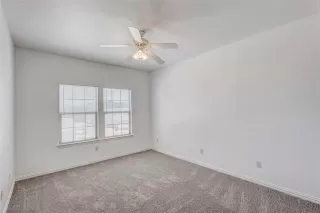 Photo #4: 21240221 Listing 