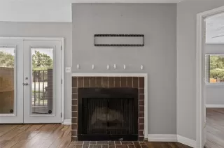 Photo #6: 21240965 Listing