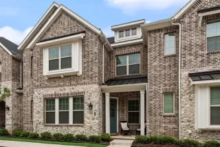 Photo #4: 21241506 Listing 