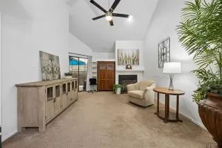 Photo #6: 21242269 Listing 