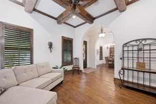 Photo #3: 21243312 Listing 