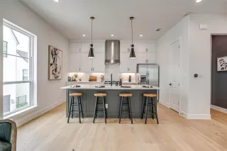 Photo #2: 21244868 Listing 