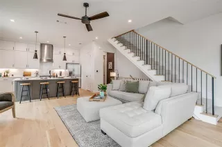 Photo #5: 21244868 Listing 