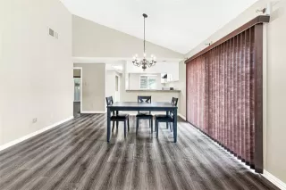 Photo #3: 21245002 Listing 