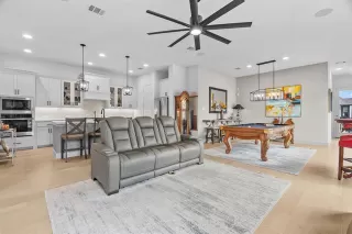 Photo #5: 21245094 Listing 