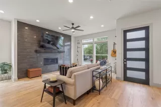 Photo #5: 21245934 Listing 