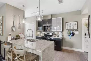 Photo #5: 21246612 Listing 