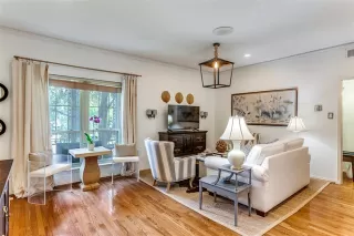 Photo #6: 21248666 Listing 