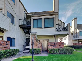 Photo #2: 21248760 Listing 