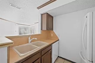 Photo #5: 21249207 Listing 