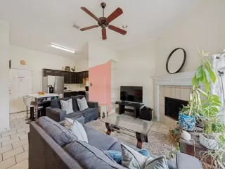 Photo #4: 21249232 Listing 