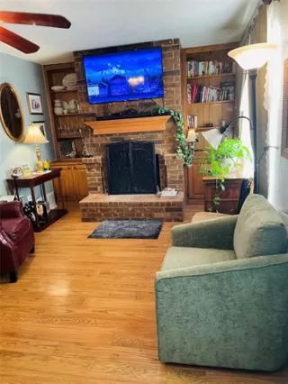 Photo #4: 21250635 Listing 