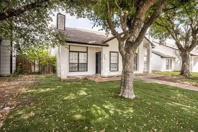 MLS: 21252591 Condo For Sale