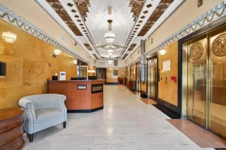 Photo #4: 21256632 Listing 