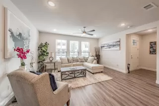 Photo #3: 21257092 Listing 