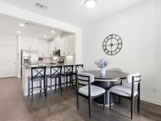 Photo #6: 21257213 Listing 