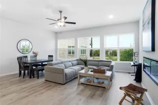 Photo #5: 21257535 Listing 