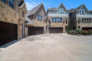 Photo #2: 21258852 Listing 