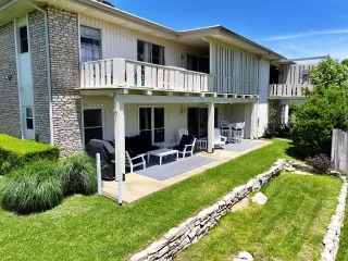 Photo #2: 21260800 Listing 