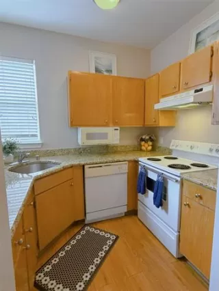 Photo #5: 21261659 Listing 
