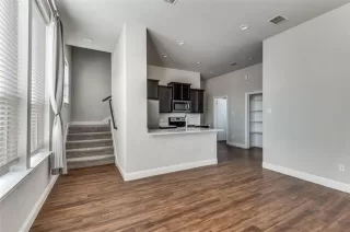 Photo #3: 21262886 Listing 