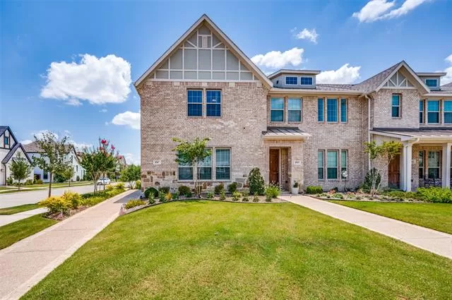 MLS: 21262905 Condo For Sale