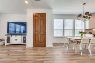 Photo #4: 21262905 Listing 