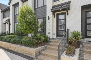 Photo #2: 21263079 Listing 