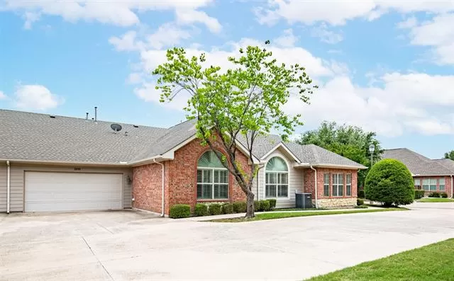 MLS: 21263859 Condo For Sale