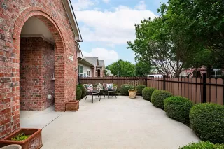 Photo #3: 21263859 Listing