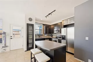 Primary Photo for MLS#: 21263991