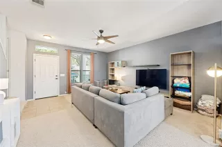 Photo #2: 21263991 Listing 