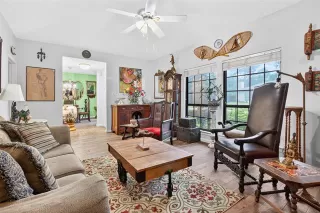 Photo #5: 21264105 Listing 