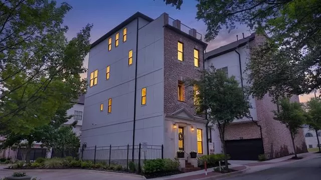 MLS: 21265956 Condo For Sale