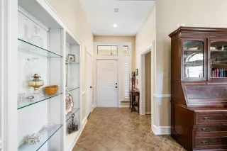 Photo #6: 21266924 Listing