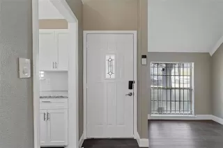 Photo #5: 21268887 Listing 