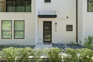 Photo #2: 21268942 Listing 