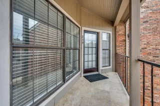 Photo #2: 21270073 Listing