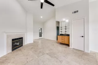 Photo #3: 21270073 Listing