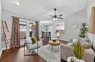 Photo #2: 21270803 Listing