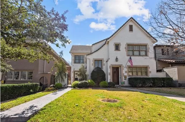 MLS: 21271148 Condo For Sale