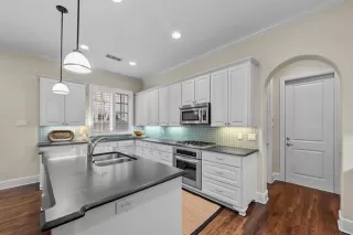 Photo #6: 21271148 Listing 