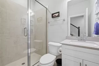 Photo #6: 21271980 Listing