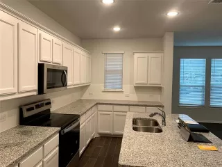 Photo #6: 21272682 Listing 